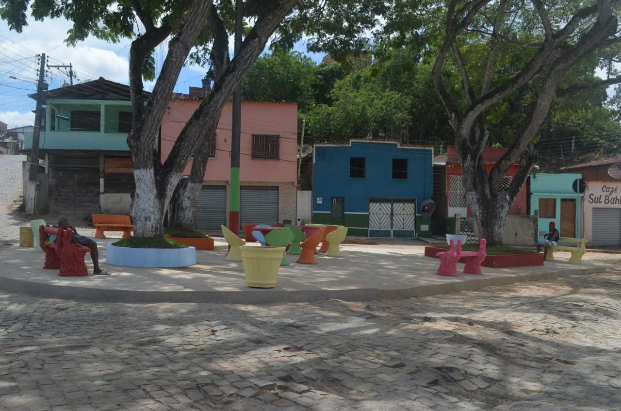 Mais uma Praça reformada